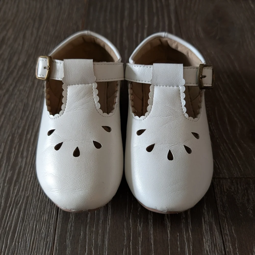 3/$15 - Felix & Flora Girls' White Mary Jane Shoes Size 10